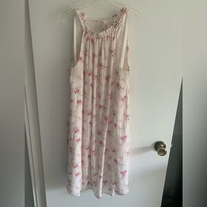 Beautiful lightweight lined summer dress